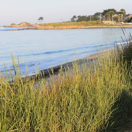 Logis Hotel & Restaurant Les Mouettes - Larmor Plage, Proche De Lorient エクステリア 写真
