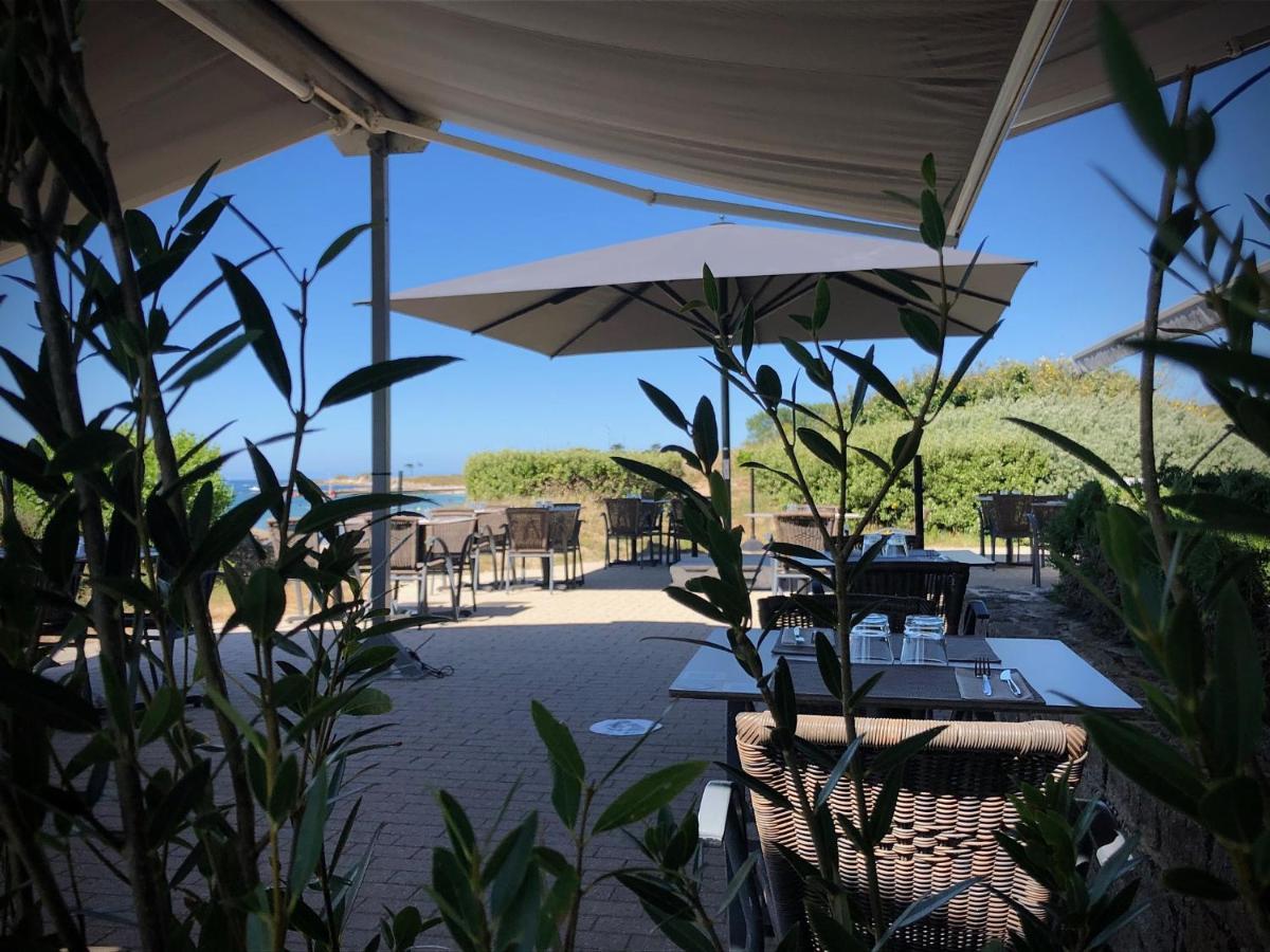 Logis Hotel & Restaurant Les Mouettes - Larmor Plage, Proche De Lorient エクステリア 写真