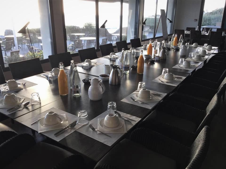 Logis Hotel & Restaurant Les Mouettes - Larmor Plage, Proche De Lorient エクステリア 写真