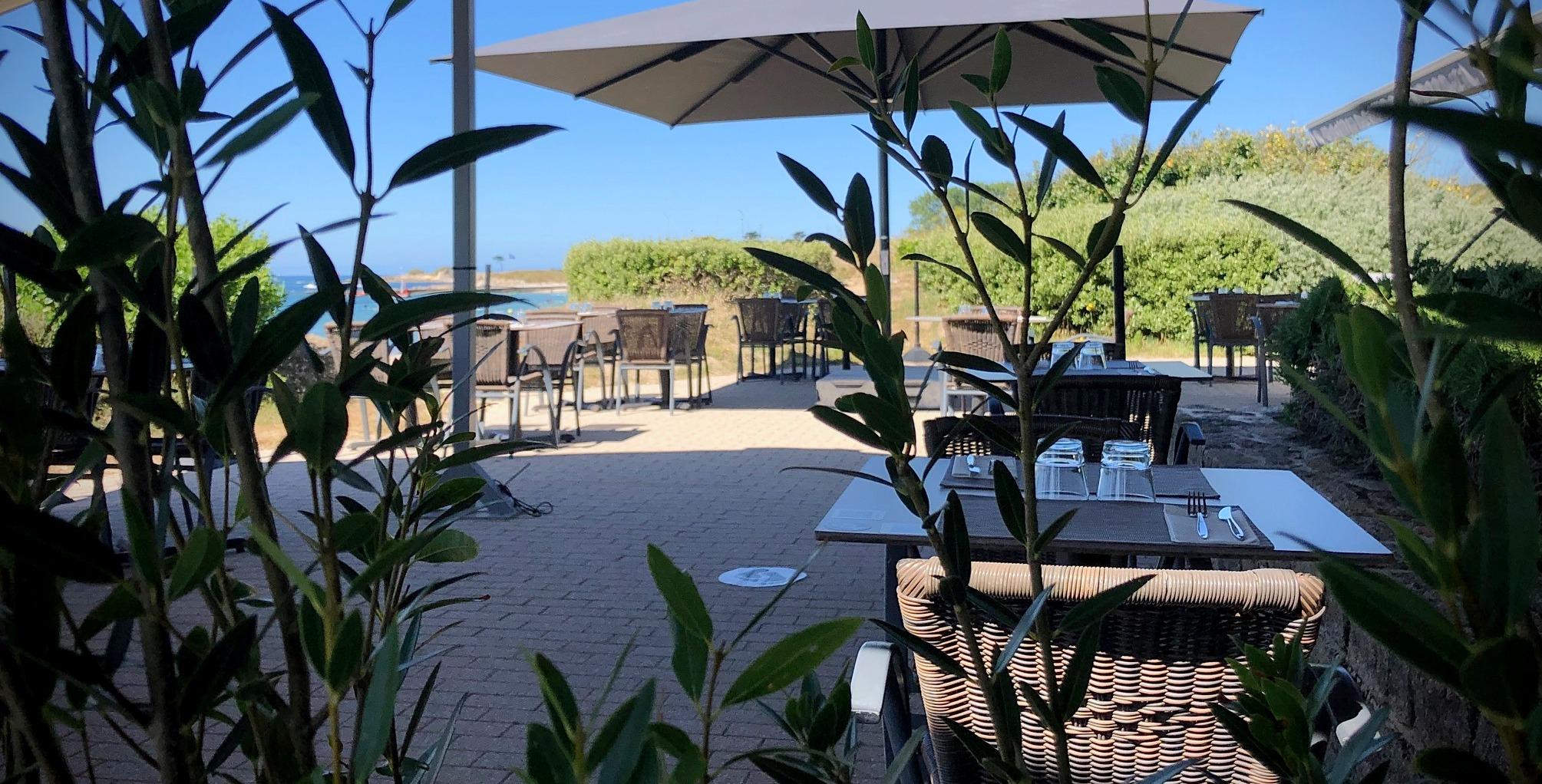 Logis Hotel & Restaurant Les Mouettes - Larmor Plage, Proche De Lorient エクステリア 写真
