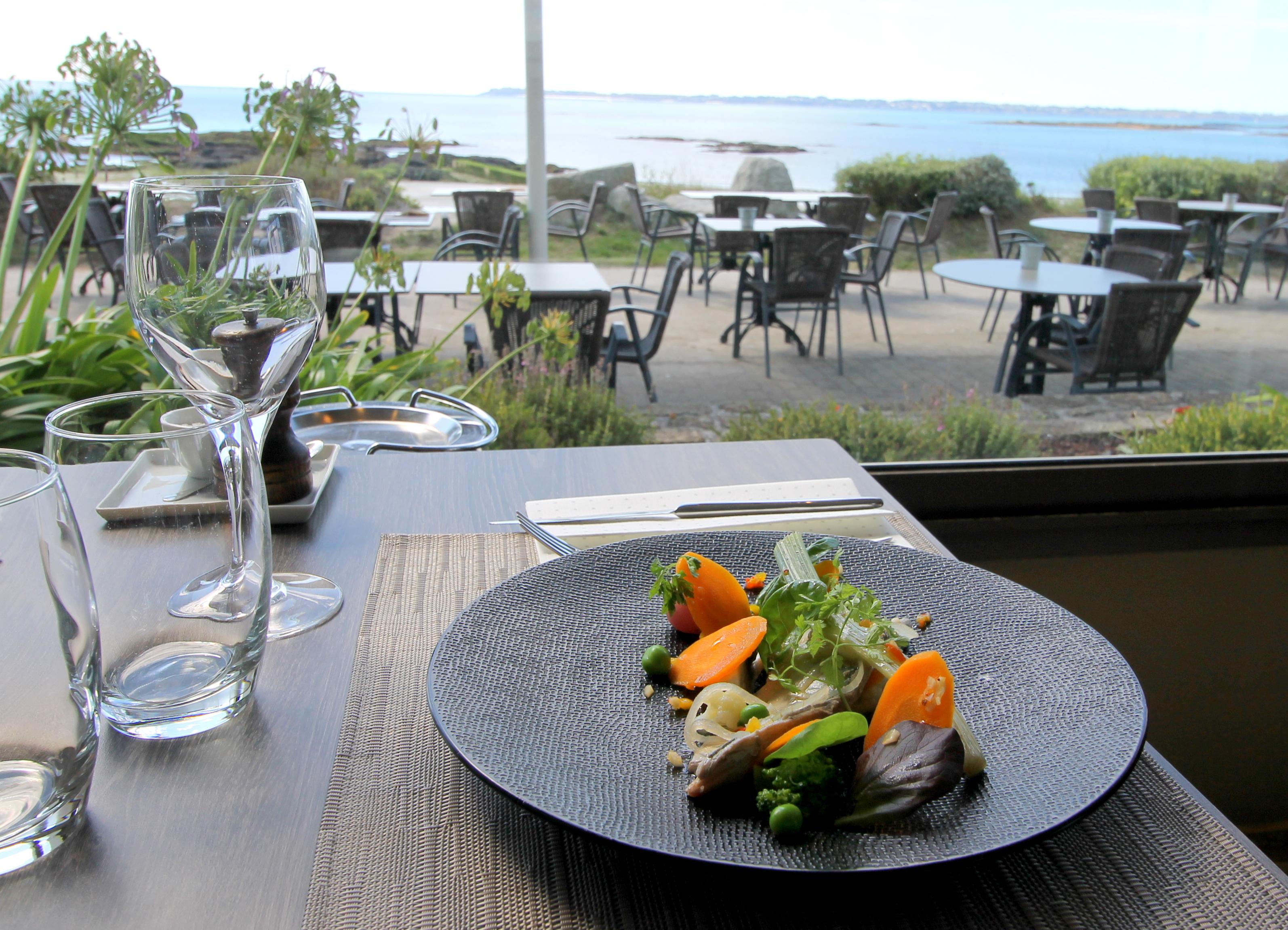 Logis Hotel & Restaurant Les Mouettes - Larmor Plage, Proche De Lorient エクステリア 写真