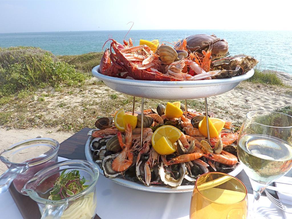 Logis Hotel & Restaurant Les Mouettes - Larmor Plage, Proche De Lorient エクステリア 写真