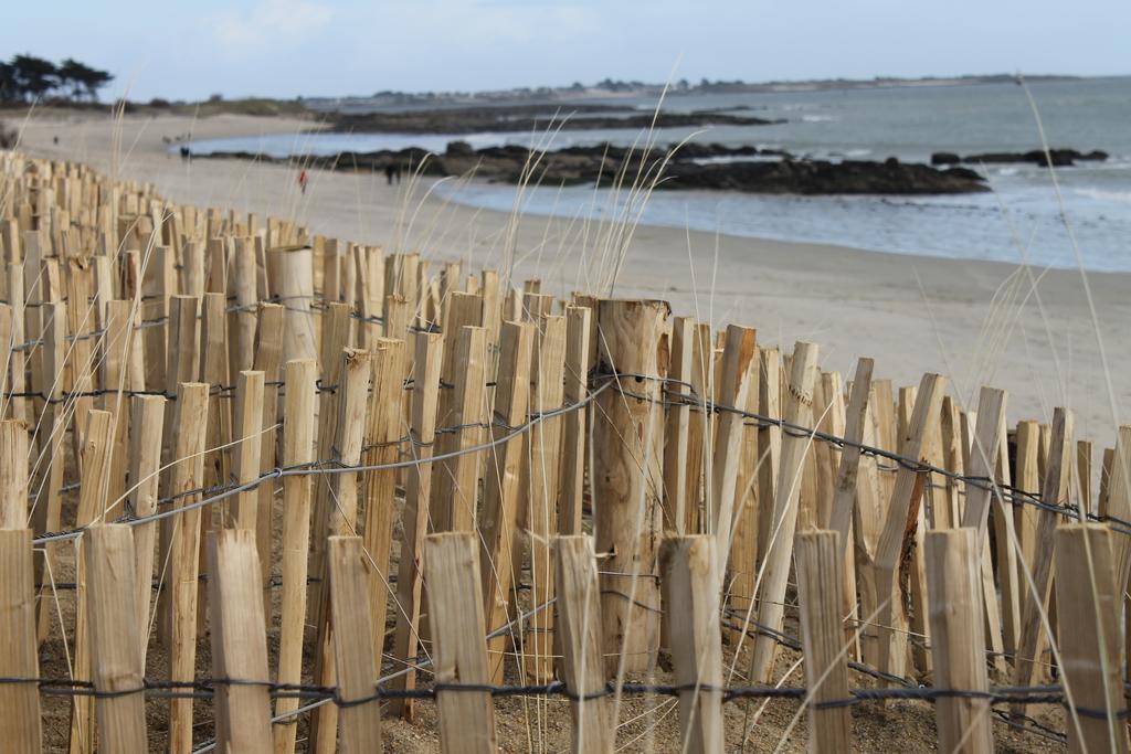 Logis Hotel & Restaurant Les Mouettes - Larmor Plage, Proche De Lorient エクステリア 写真